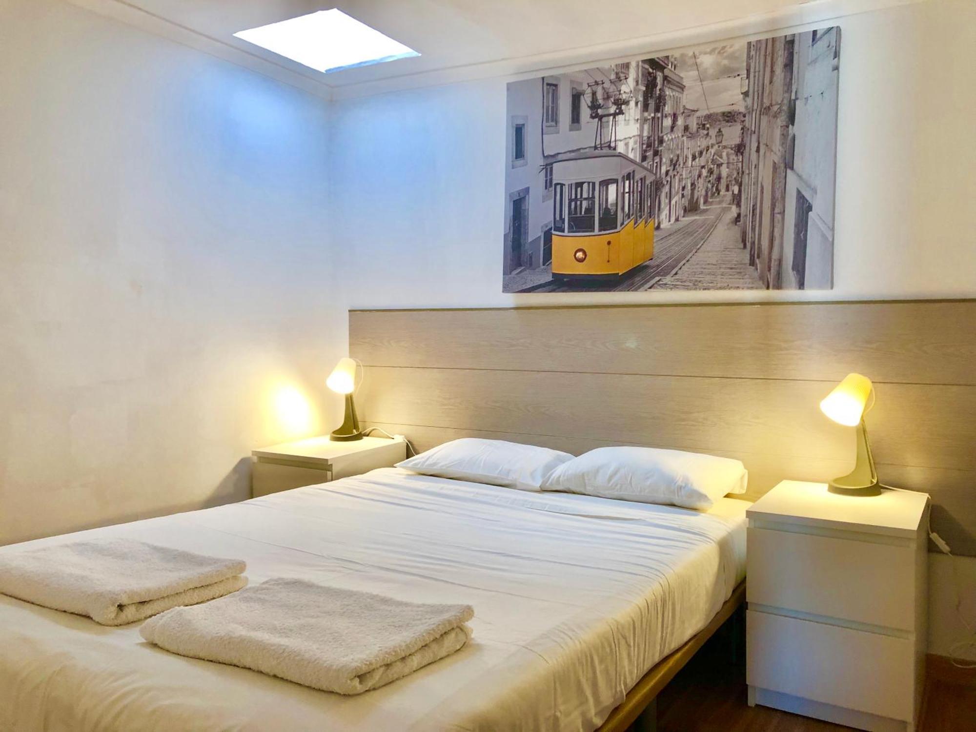 Lisbon Accommodation *
